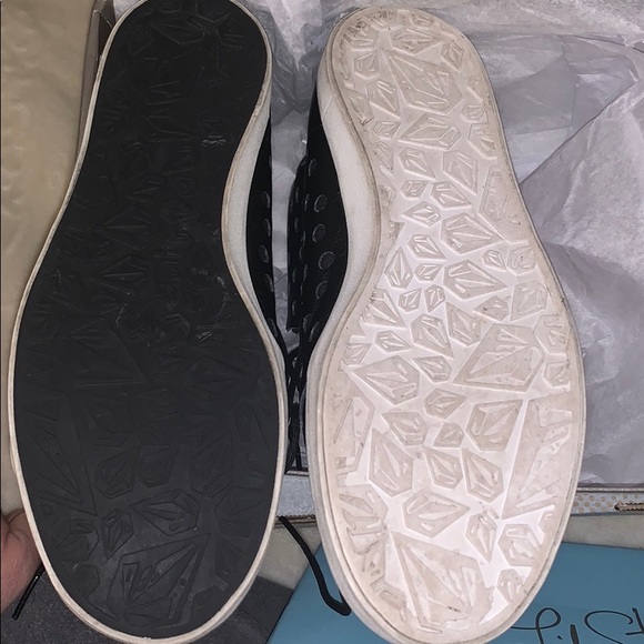 Volcom Women’s Buzz Fashion Hightop Sneakers - Picture 5 of 6